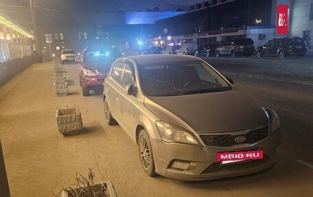 KIA cee'd I рестайлинг, 2011 год, 410 000 рублей, 2 фотография