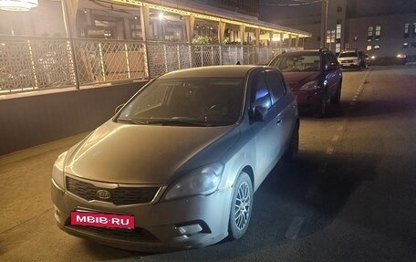 KIA cee'd I рестайлинг, 2011 год, 410 000 рублей, 3 фотография