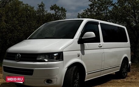 Volkswagen Caravelle T5, 2014 год, 2 150 000 рублей, 7 фотография