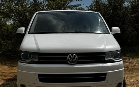 Volkswagen Caravelle T5, 2014 год, 2 150 000 рублей, 8 фотография