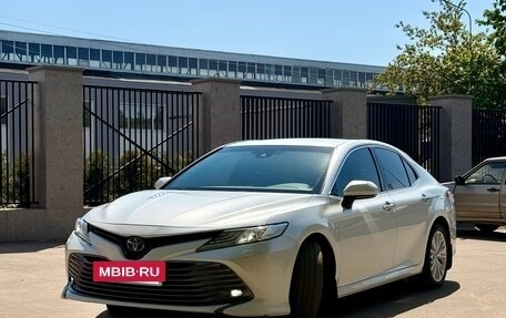 Toyota Camry, 2020 год, 2 690 000 рублей, 3 фотография