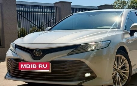 Toyota Camry, 2020 год, 2 690 000 рублей, 2 фотография