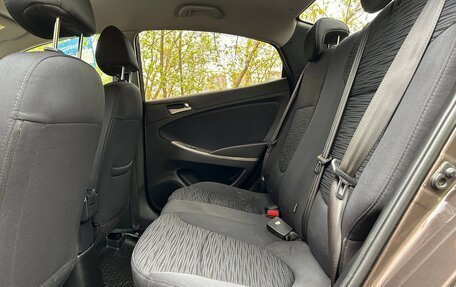 Hyundai Solaris II рестайлинг, 2015 год, 1 050 000 рублей, 19 фотография