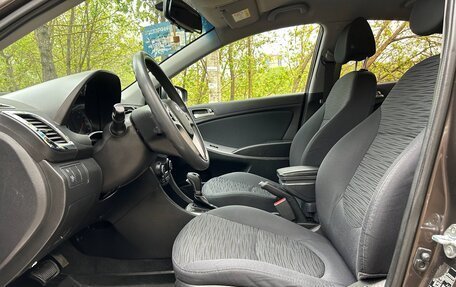 Hyundai Solaris II рестайлинг, 2015 год, 1 050 000 рублей, 20 фотография