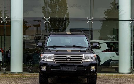 Toyota Land Cruiser 200, 2013 год, 3 355 000 рублей, 2 фотография