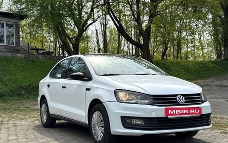 Volkswagen Polo VI (EU Market), 2018 год, 749 000 рублей, 3 фотография