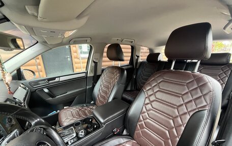 Volkswagen Touareg III, 2012 год, 1 750 000 рублей, 8 фотография