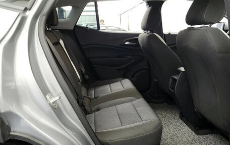 Chevrolet Trax, 2024 год, 1 662 000 рублей, 8 фотография
