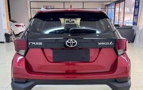 Toyota Yaris XP150 рестайлинг, 2022 год, 1 040 000 рублей, 5 фотография