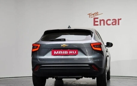 Chevrolet Trax, 2024 год, 1 662 000 рублей, 4 фотография