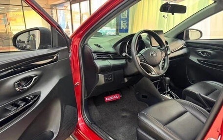 Toyota Yaris XP150 рестайлинг, 2022 год, 1 040 000 рублей, 6 фотография