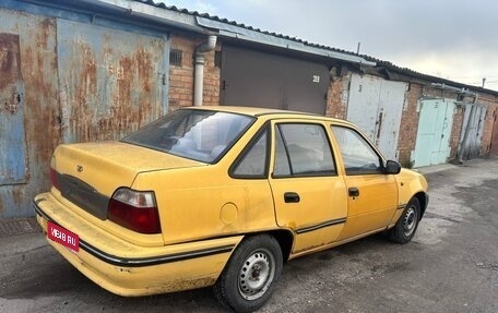 Daewoo Nexia I рестайлинг, 2004 год, 70 000 рублей, 1 фотография