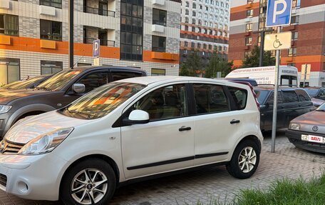 Nissan Note II рестайлинг, 2013 год, 950 000 рублей, 3 фотография