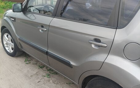 KIA Soul I рестайлинг, 2010 год, 500 000 рублей, 12 фотография