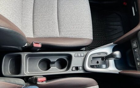 Toyota Yaris Cross, 2022 год, 1 650 000 рублей, 10 фотография