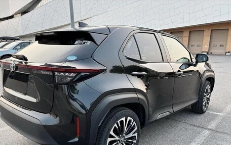Toyota Yaris Cross, 2022 год, 1 650 000 рублей, 8 фотография
