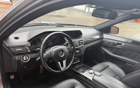 Mercedes-Benz E-Класс, 2011 год, 1 410 000 рублей, 3 фотография