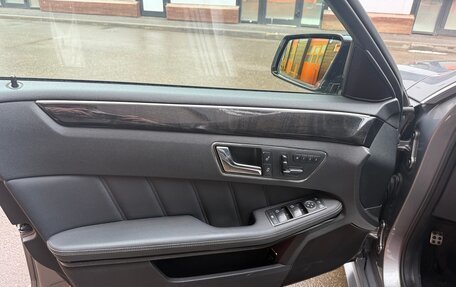 Mercedes-Benz E-Класс, 2011 год, 1 410 000 рублей, 4 фотография