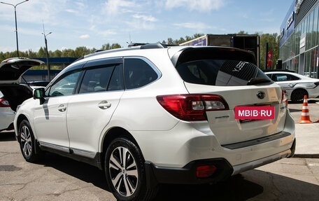 Subaru Outback IV рестайлинг, 2018 год, 2 249 000 рублей, 10 фотография