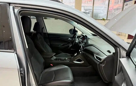 Chevrolet Orlando, 2023 год, 1 350 000 рублей, 19 фотография