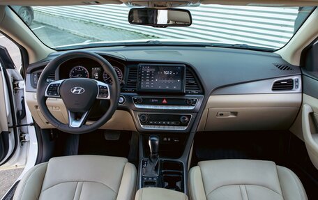 Hyundai Sonata VII, 2018 год, 1 595 000 рублей, 17 фотография