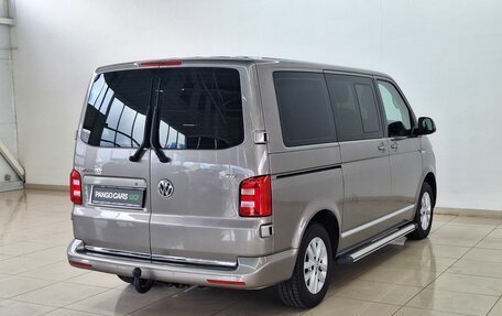 Volkswagen Multivan T6 рестайлинг, 2017 год, 3 150 000 рублей, 4 фотография