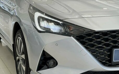 Hyundai Solaris II рестайлинг, 2021 год, 1 590 000 рублей, 8 фотография