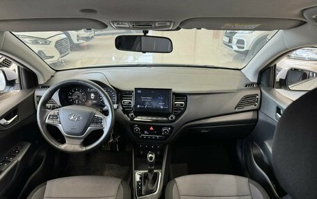 Hyundai Solaris II рестайлинг, 2021 год, 1 590 000 рублей, 14 фотография