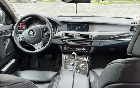 BMW 5 серия, 2012 год, 2 350 000 рублей, 6 фотография