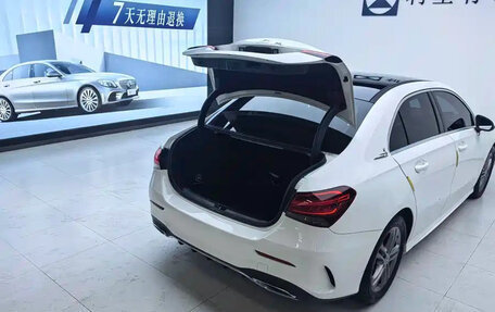 Mercedes-Benz A-Класс, 2022 год, 1 850 000 рублей, 7 фотография