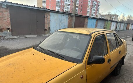 Daewoo Nexia I рестайлинг, 2004 год, 70 000 рублей, 3 фотография