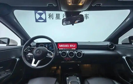 Mercedes-Benz A-Класс, 2022 год, 1 850 000 рублей, 12 фотография