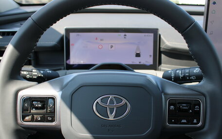 Toyota RAV4, 2026 год, 3 790 000 рублей, 15 фотография