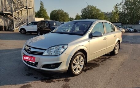 Opel Astra H, 2011 год, 649 000 рублей, 1 фотография