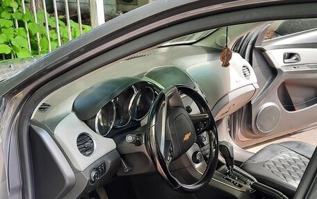 Chevrolet Cruze II, 2013 год, 750 000 рублей, 16 фотография