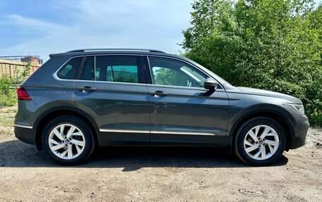 Volkswagen Tiguan II, 2021 год, 2 890 000 рублей, 7 фотография