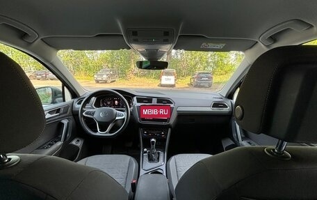 Volkswagen Tiguan II, 2021 год, 2 890 000 рублей, 10 фотография
