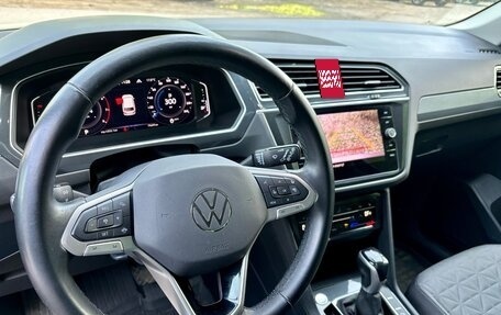 Volkswagen Tiguan II, 2021 год, 2 890 000 рублей, 23 фотография