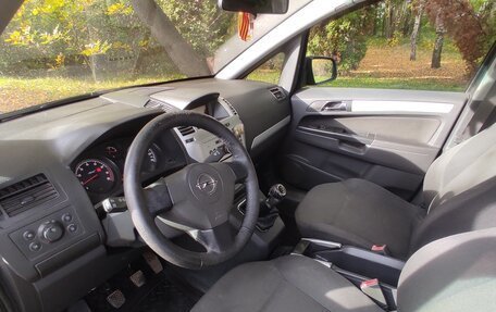 Opel Zafira B, 2011 год, 573 000 рублей, 19 фотография