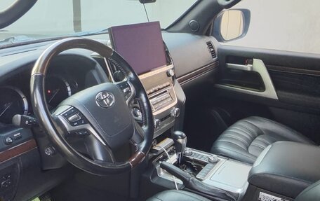 Toyota Land Cruiser 200, 2020 год, 9 050 000 рублей, 7 фотография