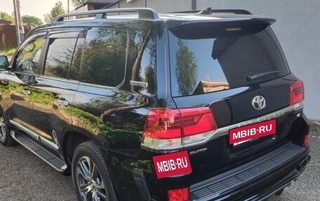 Toyota Land Cruiser 200, 2020 год, 9 050 000 рублей, 5 фотография