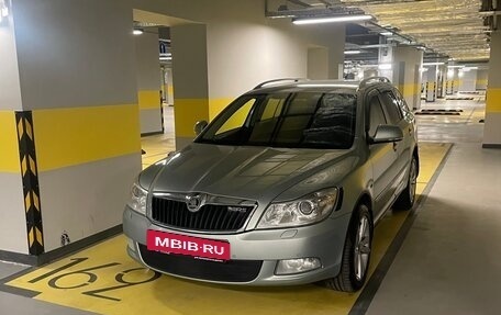 Skoda Octavia, 2011 год, 800 000 рублей, 4 фотография