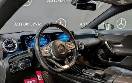 Mercedes-Benz CLA, 2020 год, 2 900 000 рублей, 15 фотография