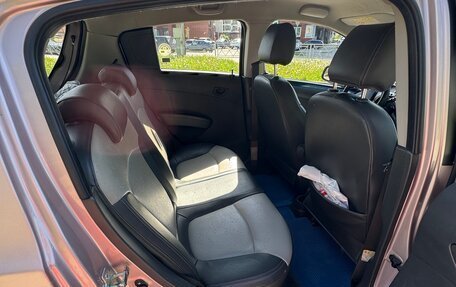 Chevrolet Spark III, 2011 год, 450 000 рублей, 4 фотография