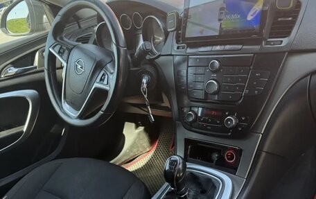 Opel Insignia II рестайлинг, 2010 год, 750 000 рублей, 7 фотография