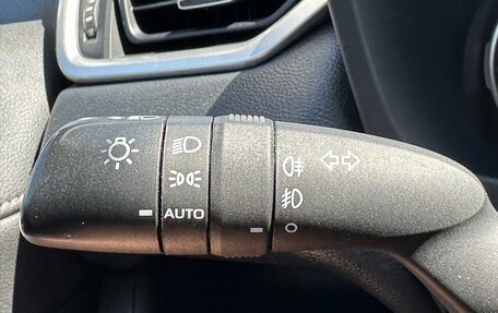 Toyota RAV4, 2021 год, 3 890 000 рублей, 29 фотография