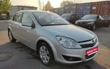 Opel Astra H, 2011 год, 649 000 рублей, 3 фотография
