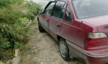 Daewoo Nexia I рестайлинг, 1999 год, 40 000 рублей, 2 фотография