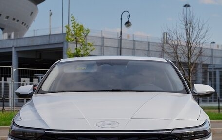 Hyundai Elantra, 2024 год, 2 200 000 рублей, 7 фотография