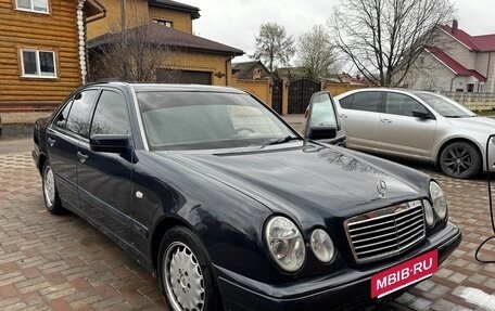 Mercedes-Benz E-Класс, 1998 год, 480 000 рублей, 8 фотография